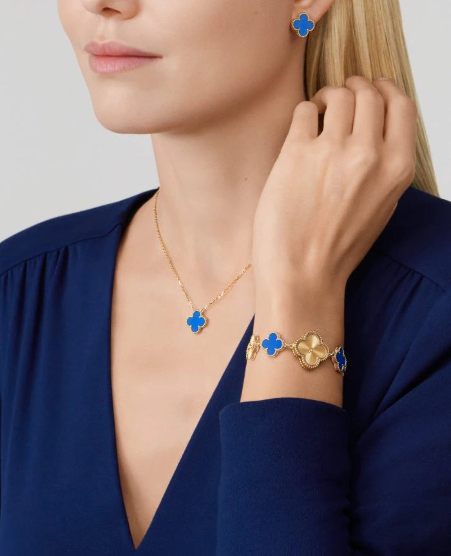 VCF Vintage Alhambra pendant , Agate