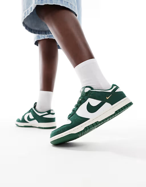 Nike Dunk Low 'Spartan Green'