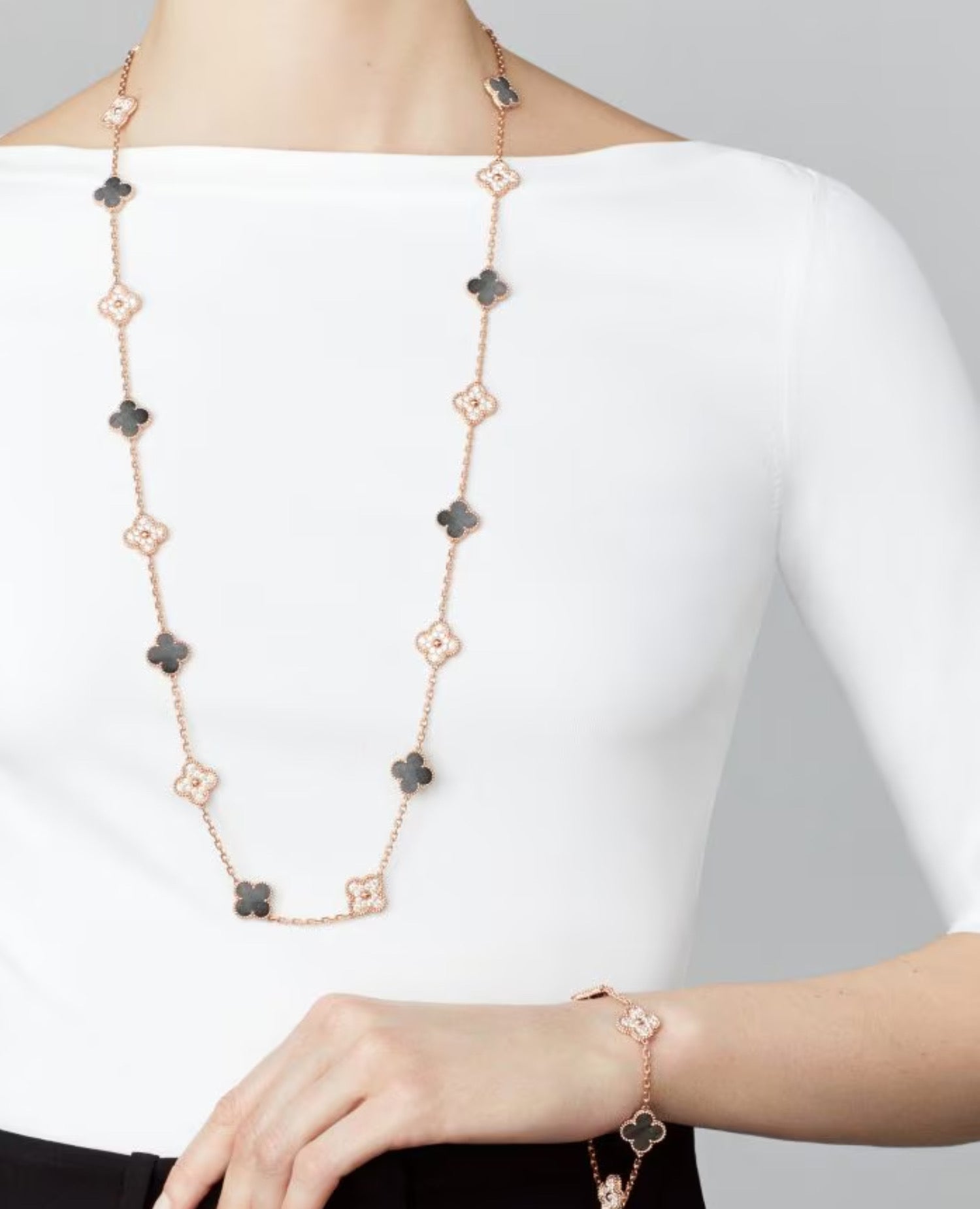 VCF Vintage Alhambra long necklace, 20 motifs, rose gold, Diamond, Mother-of-pearl