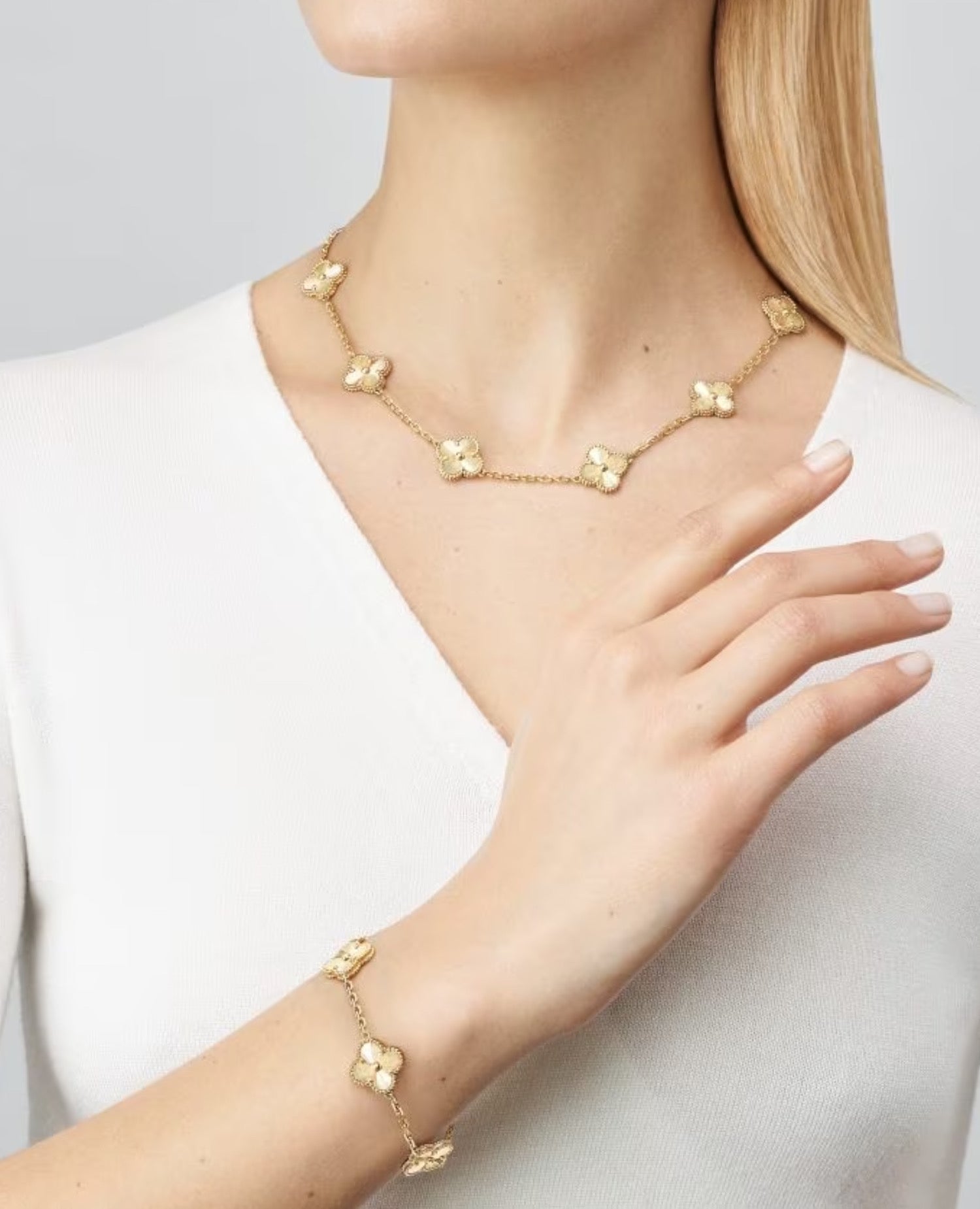 VCF Vintage Alhambra bracelet, 5 motifs, yellow gold