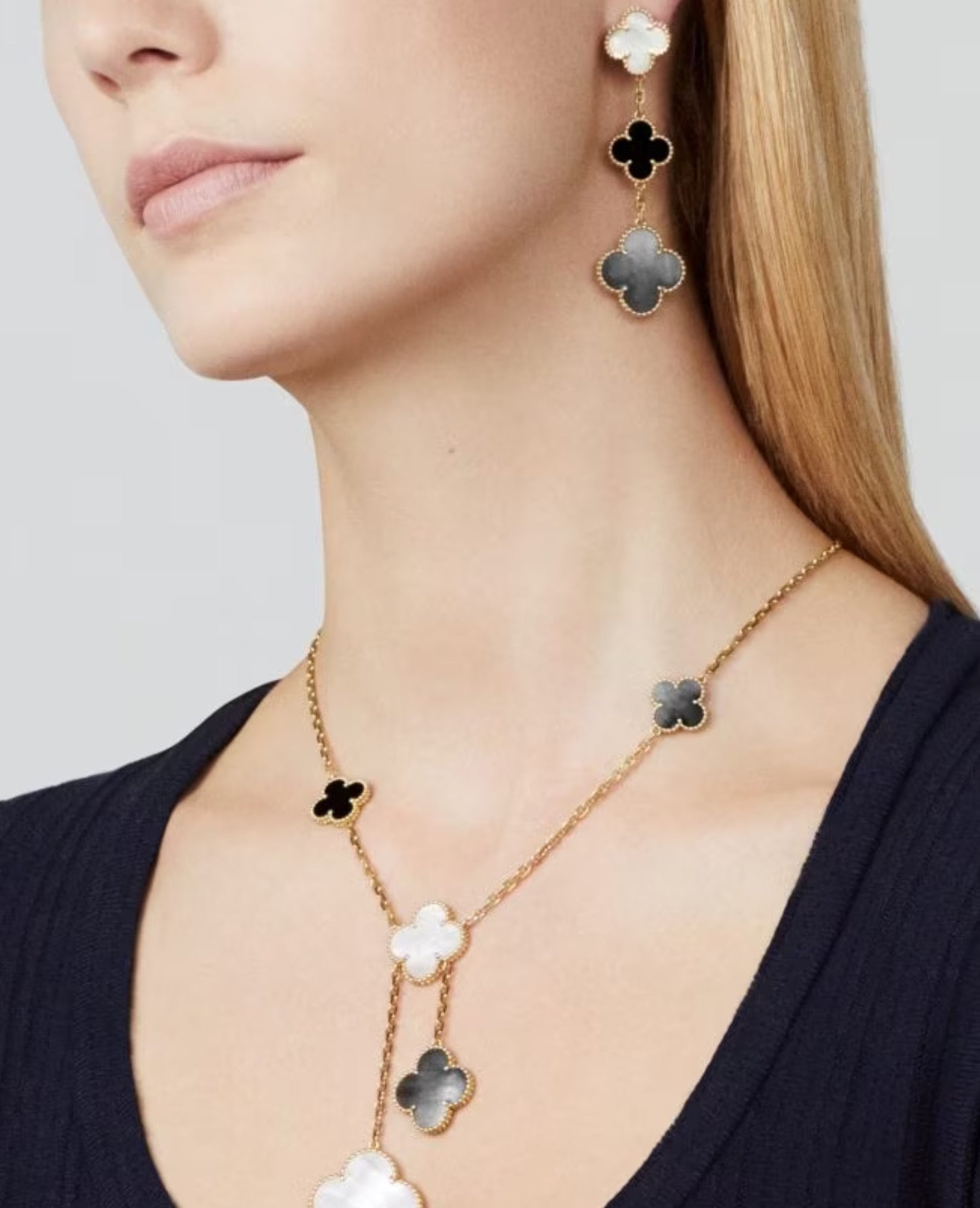 VCF Magic Alhambra earrings, 3 motifs, yellow gold, Mother-of-pearl, Onyx