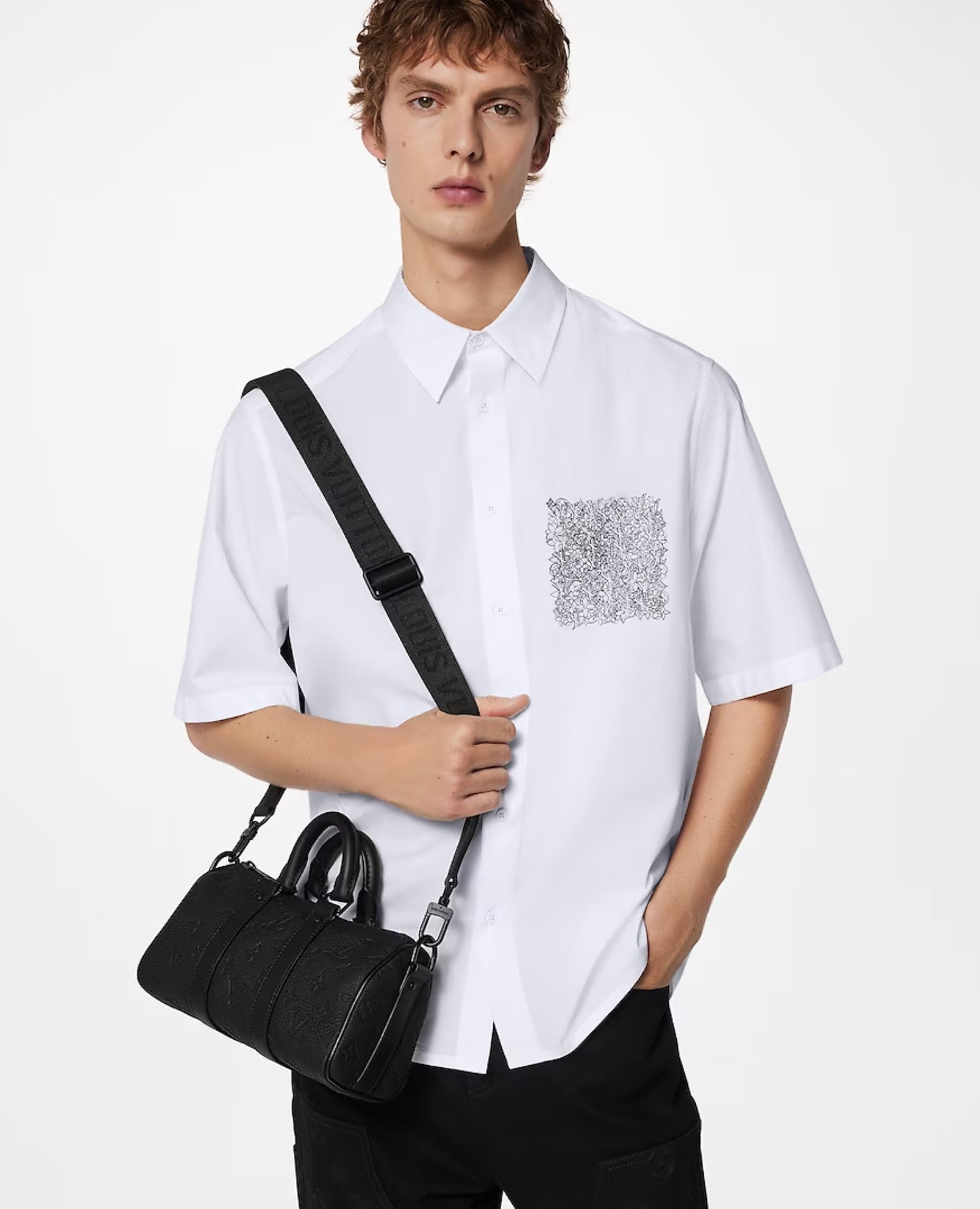 LVN Keepall Bandoulière 25 Black Monogram Tauillon