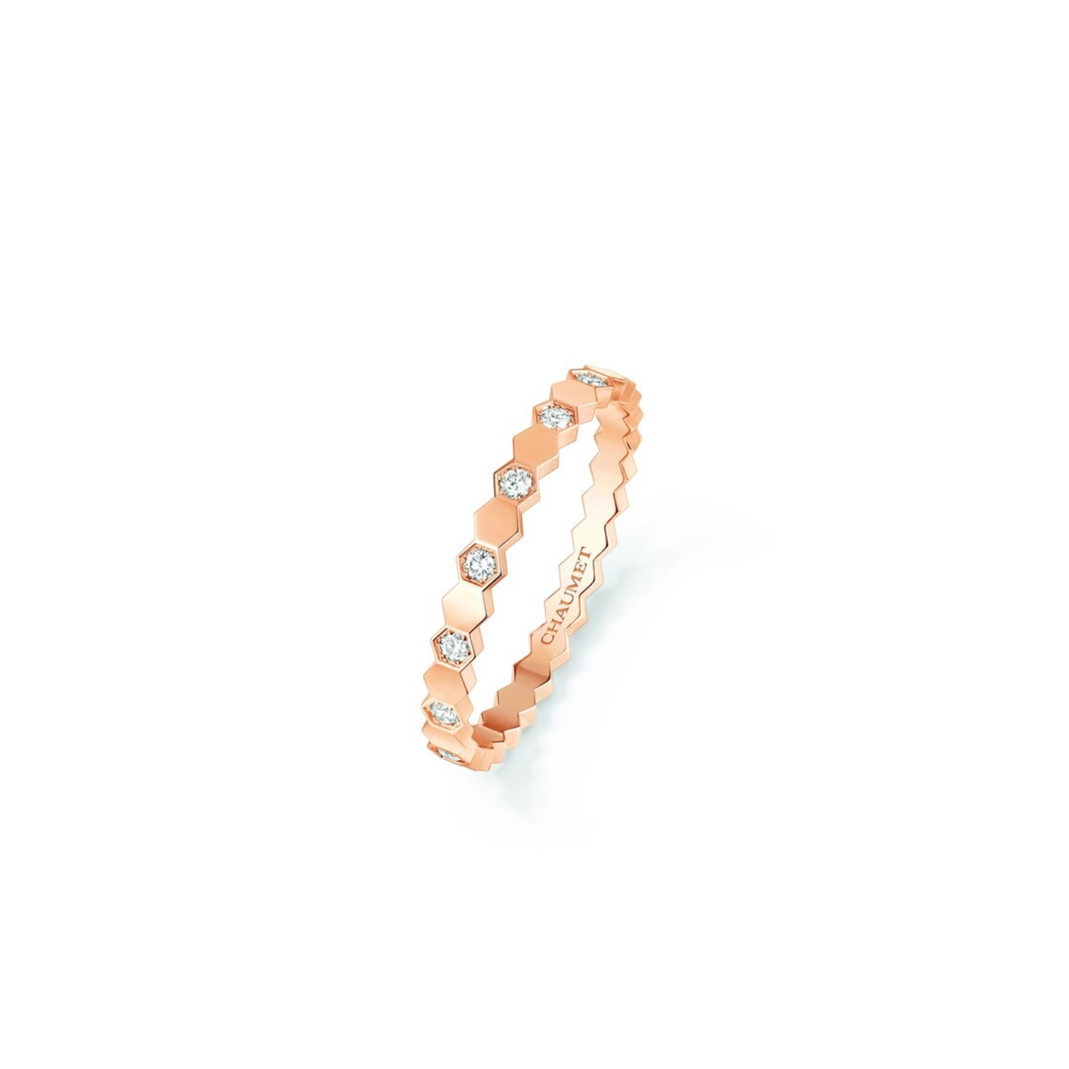 Chaumet Bee de Chaumet ring rose gold, cut diamonds.