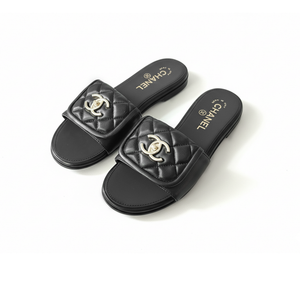 COCO Lambskin Quilted Turnlock Flat Mules