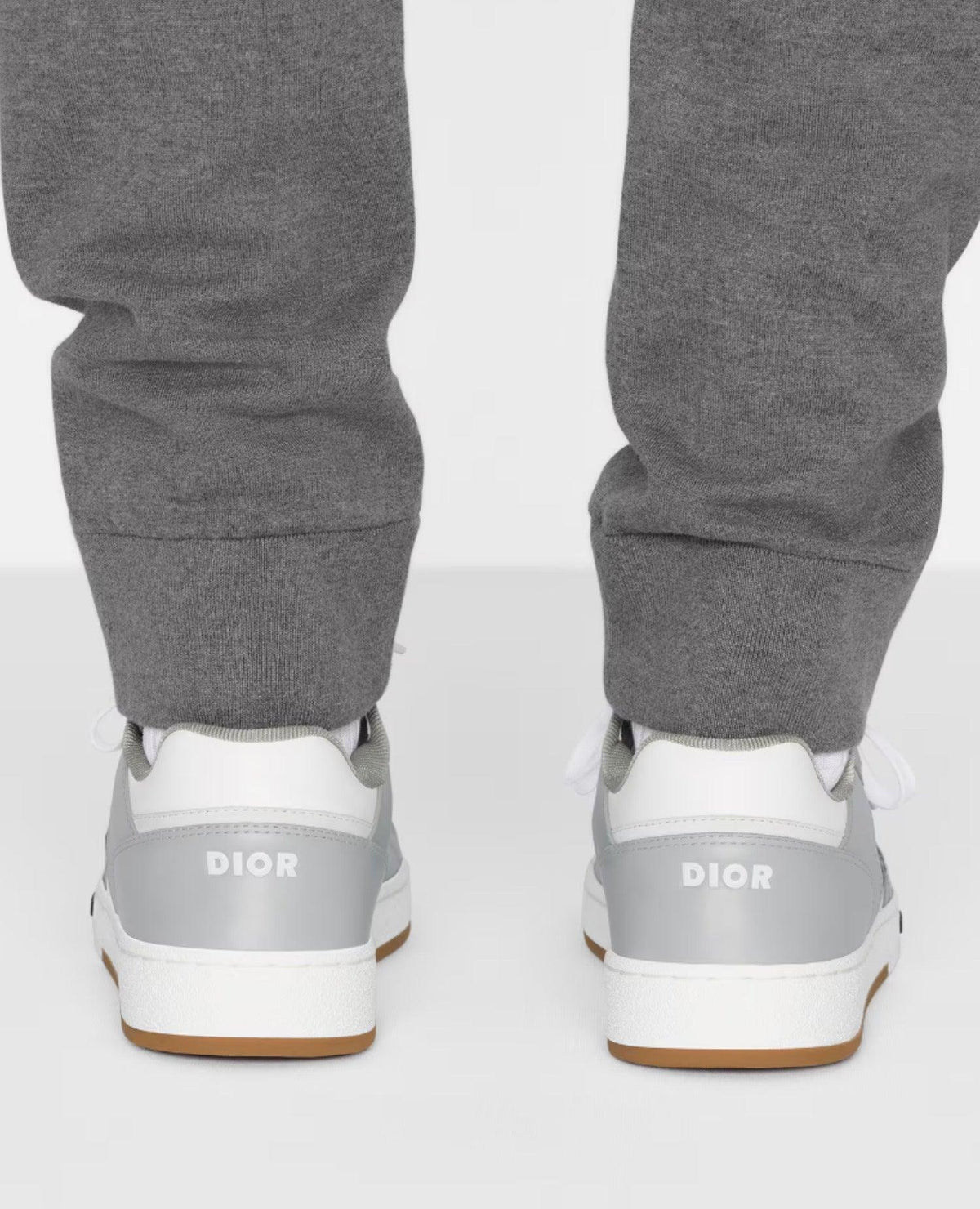 DR B27 “Grey/White”