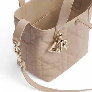 DR-634-4703-TOTE-BAG