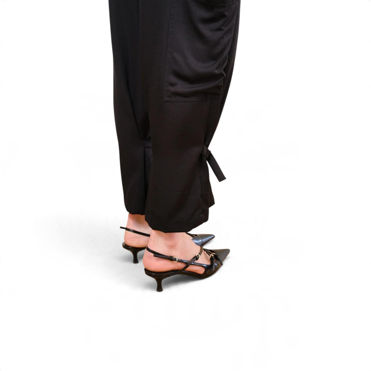 MMU Patent leather slingbacks with buckles Black