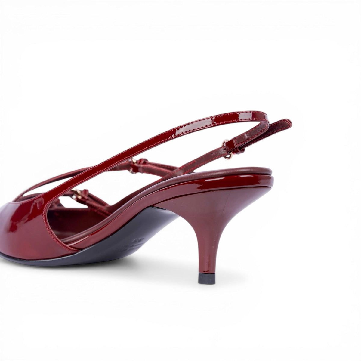 MMU Patent leather slingbacks with buckles Crimson
